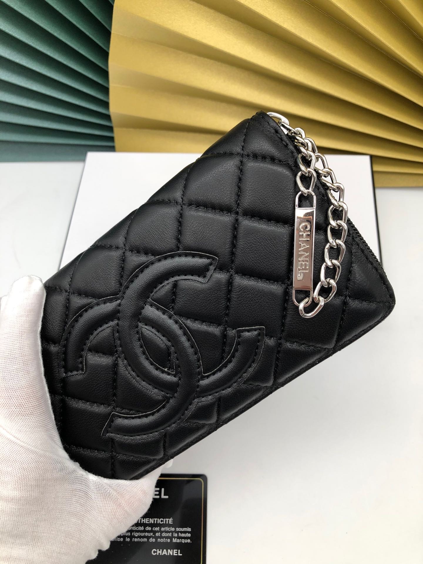 芸能人愛用Chanel シャネル 実物の写真 N品スーパーコピー財布代引き対応国内発送後払い安全必ず届く優良サイト